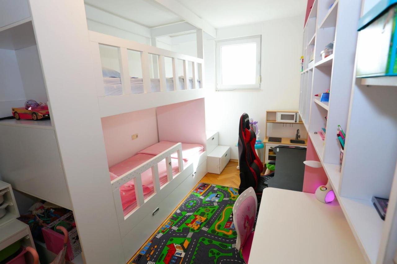 Luxury Family Apartment Omiš Buitenkant foto